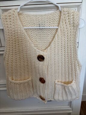Cream Chunky V-Neck Button Knit Vest
